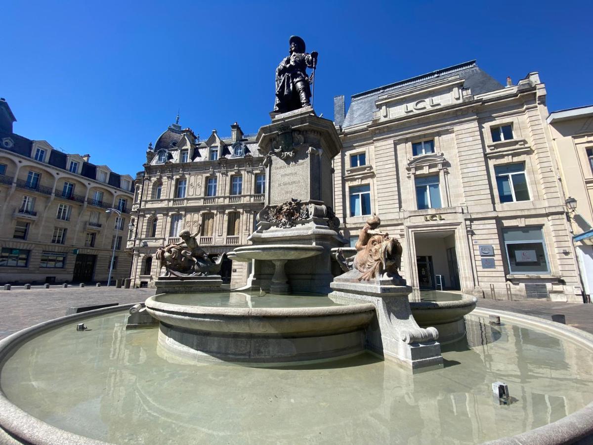 Le Gonzague, Appartement Hyper-Centre Tout Confort. Charleville-Mézières Εξωτερικό φωτογραφία
